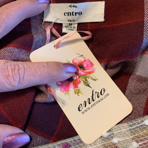 NWT entro maroon plaid top M - Picture 4 of 4